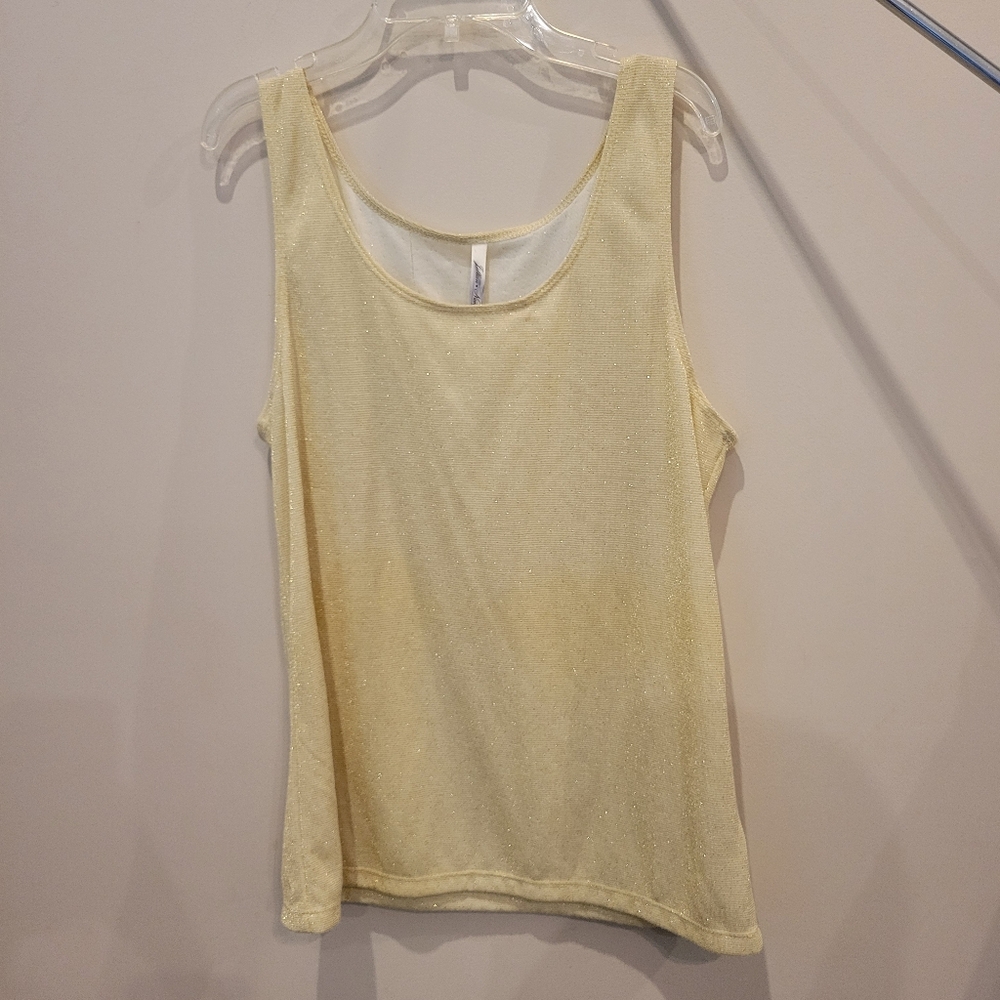 Lillian Nicole gold shimmer tank top - Picture 2 of 4